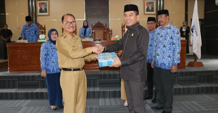 15 Anggota Dewan Tak Hadiri Penyerahan LKPj Bupati Konsel