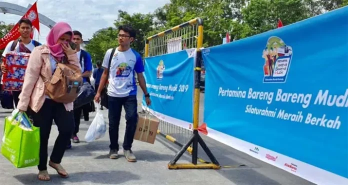 Warga Baubau Bahagia Bisa Mudik Gratis Bareng Pertamina
