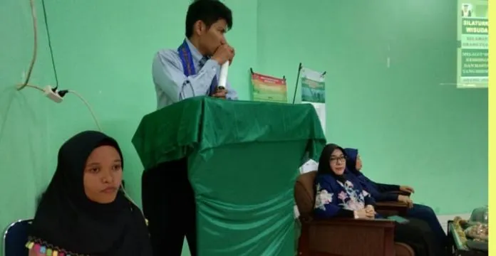ramah_tamah_fhil_uho Bentuk Terima Kasih, FHIL UHO Gelar Ramah Tamah Bersama Orang Tua Wisudawan