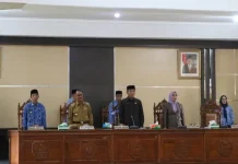 15 Anggota Dewan Tak Hadiri Penyerahan LKPj Bupati Konsel 15 Anggota Dewan Tak Hadiri Penyerahan LKPj Bupati Konsel