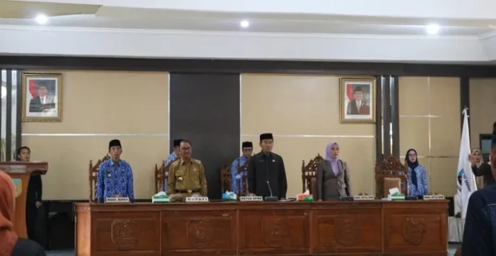 15 Anggota Dewan Tak Hadiri Penyerahan LKPj Bupati Konsel