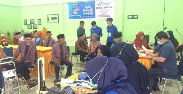rapha_klinik Klinik Diagnostik Rapha Beri Pengobatan Gratis 40 Lansia