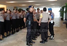 350 Personel TNI-Polri Disiagakan Dalam Rapat Pleno Rekapitulasi Suara KPU Sultra 350 Personel TNI-Polri Disiagakan Dalam Rapat Pleno Rekapitulasi Suara KPU Sultra
