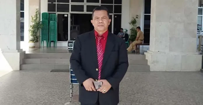 sunandar Kepala Dinas Kesehatan Bombana, dr Sunandar