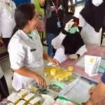 Awak Kapal Jalani Tes Urine di Pelabuhan Nusantara, Hasilnya Bersih Awak Kapal Jalani Tes Urine di Pelabuhan Nusantara, Hasilnya Bersih