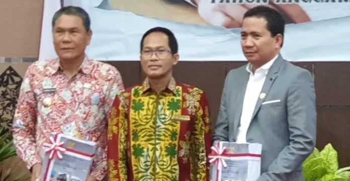 Kembali Raih WTP, Bupati Kolaka Sebut Kerja Keras SKPD