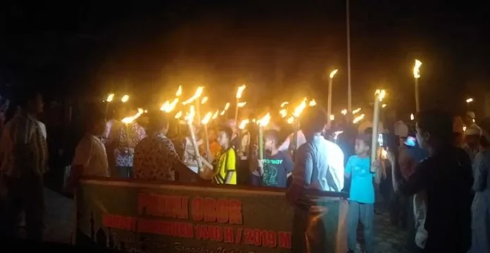 Sambut Bulan Ramadan, Masyarakat Wundulako Gelar Pawai Obor