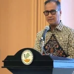 Mensos Serahkan Bantuan Bencana Alam dan Konflik Sosial di Sultra Gumiwang Kartasasmita Kemensos