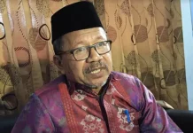 15 CJH di Sultra Tarik Dana Pelunasan Haji Kepala Bidang Haji dan Umroh Kanwil Departemen Agama Sultra, La Maidu