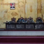 Gubernur Sampaikan Pertanggungjawaban APBD 2018 di DPRD Sultra Gubernur Sampaikan Pertanggungjawaban APBD 2018 di DPRD Sultra