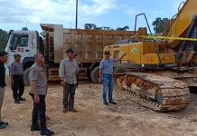 PT OSS Diduga Menambang Ilegal, Polisi Sita 117 Alat Berat PT OSS Diduga Menambang Ilegal, Polisi Sita 117 Alat Berat