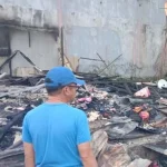 Diduga Korsleting Listrik, Empat Bangunan di Kendari Hangus Terbakar Diduga Korsleting Listrik, Empat Bangunan di Kendari Hangus Terbakar