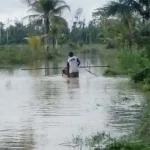 Desa di Koltim Masih Terendam Banjir, Warga Kekurangan Air Bersih Desa di Koltim Masih Terendam Banjir, Warga Kekurangan Air Bersih