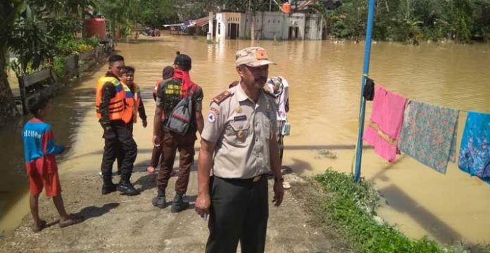 Stok Makanan Menipis, Pengungsi di Wanggu Butuh Dapur Umum