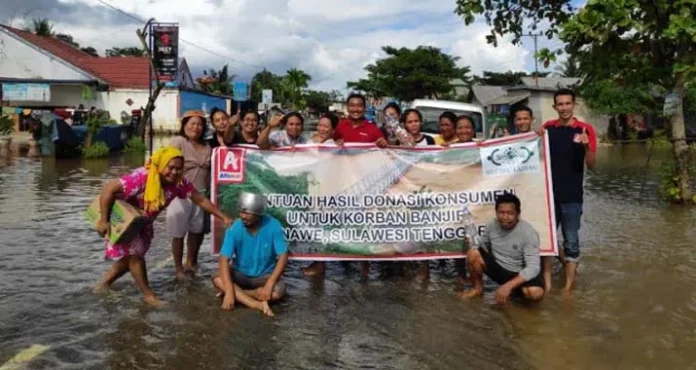 Alfamidi dan Lazisnu salurkan Bantuan Ke Korban Banjir Konut