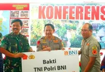 Panglima TNI dan Kapolri Minta Layanan Kesehatan Korban Banjir Konut Dimaksimalkan Panglima TNI dan Kapolri Minta Layanan Kesehatan Korban Banjir Konut Dimaksimalkan