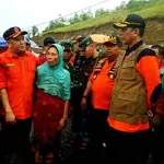 BNPB RI Bantu Dana 500 Juta Untuk Korban Banjir Konut BNPB RI Bantu Dana 500 Juta Untuk Korban Banjir Konut