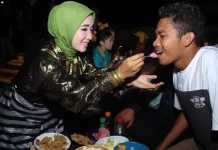 Kande Tompa di Buton, Tradisi Agar Lajang Mendapat Jodoh Kande Tompa di Buton, Tradisi Agar Lajang Mendapat Jodoh