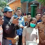 Pemkot Baubau Salurkan Bantuan Untuk Korban Kebakaran