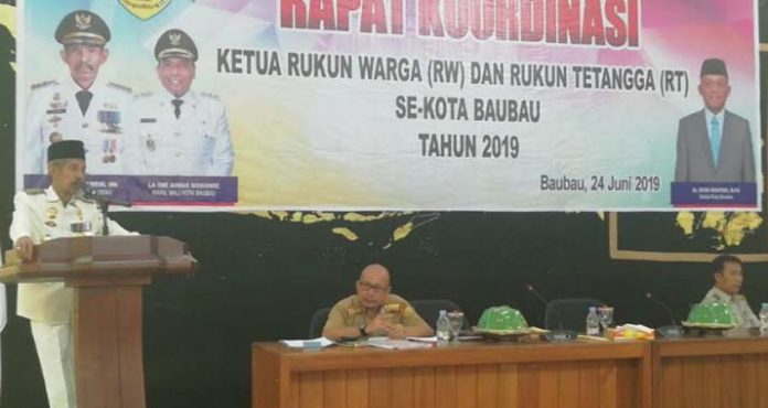 Wujudkan Perdamaian, Wali Kota Baubau Kumpulkan Ketua RT dan RW