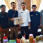 Wartawan di Konsel Bantu Bayi yang Alami Pembengkakan Kepala Wartawan di Konsel Bantu Bayi yang Alami Pembengkakan Kepala