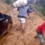 Menyerah dengan Medan Lokasi Banjir, Bupati Koltim Memilih Pulang Dampak Banjir, Aparat Polsek Uluiwoi Kekurangan Bahan Makanan