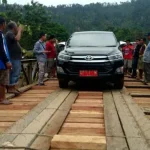 Sepekan Terputus Banjir, Jembatan Trans Sulawesi Kembali Berfungsi Sepekan Terputus Banjir, Jembatan Trans Sulawesi Kembali Berfungsi