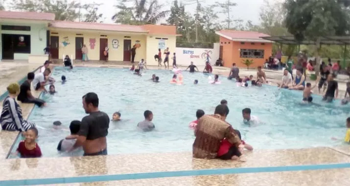 Permandian Baros Jadi Alternatif Warga Koltim Habiskan Libur Lebaran