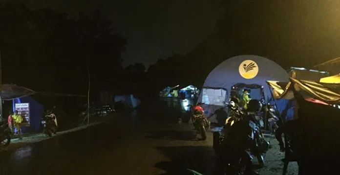 Pengungsi Banjir Sungai Wanggu Mulai Terserang Penyakit