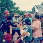 Cerita Tim Medis UHO Sulitnya Akses ke Lokasi Banjir Cerita Tim Medis UHO Sulitnya Akses ke Lokasi Banjir