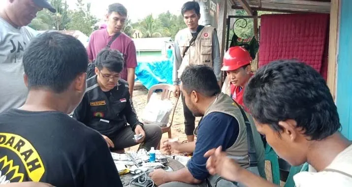 Cerita Tim Medis UHO Sulitnya Akses ke Lokasi Banjir