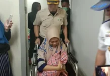 Perjalanan Mudik ke Muna, Seorang Ibu Melahirkan di Kapal Perjalanan Mudik ke Muna, Seorang Ibu Melahirkan di Kapal