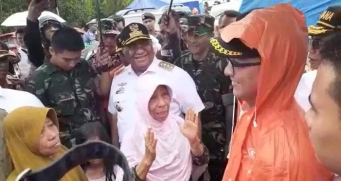 mensos Di Hadapan Menteri, Warga Wanggu Minta Rumah Panggung dan Tolak Relokasi