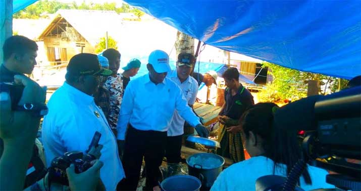 Mentan Jenguk Korban Banjir di Konut, PUPR RI Diminta Atasi Jembatan Rusak