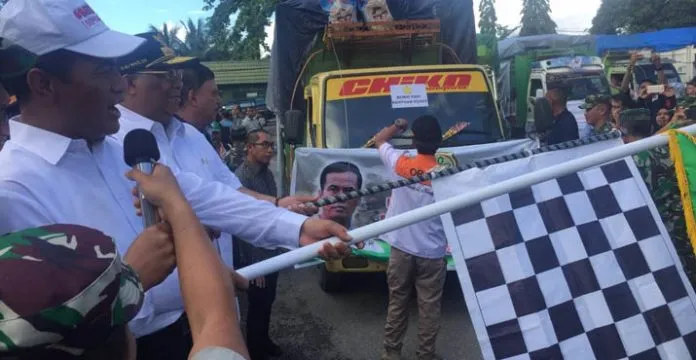 mentan_ri_2 Menteri Amran Janji Bantu 10 Ribu Hektar Lahan Pertanian Terdampak Banjir