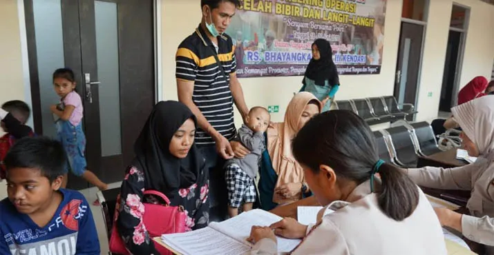 Senyum Merekah Para Pasien Bibir Sumbing Polda Sultra