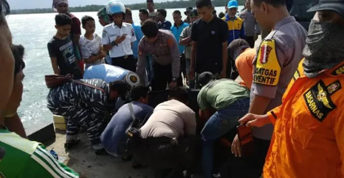 Pemuda Asal Konsel Ditemukan Tewas Tenggelam di Pelabuhan Desa Lakara