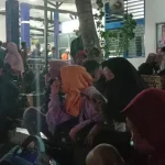 Tiket Habis, Penumpang Pelni di Baubau Terpaksa Main Calo Tiket Habis, Penumpang Pelni di Baubau Terpaksa Main Calo