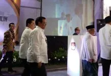Prabowo-Sandi Tak Hadiri Rapat Pleno Terbuka Capres Cawapres Terpilih Prabowo-Sandi Tak Hadiri Rapat Pleno Terbuka Capres Cawapres Terpilih