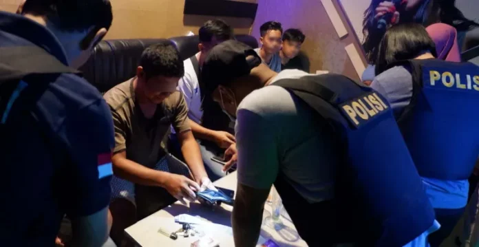 raziathm19 Razia Gabungan di THM, Polda Temukan 17 Orang Positif Narkoba