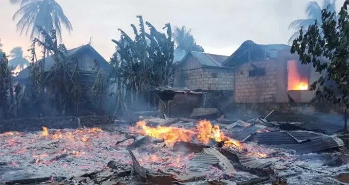 Rusuh Dua Desa di Buton, 87 Rumah Terbakar dan 700 Warga Mengungsi