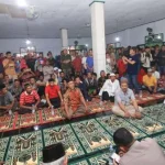 Temui Warga Dua Desa yang Bertikai, Ali Mazi Janji Pulihkan Situasi dan Rumah Warga Temui Warga Dua Desa yang Bertikai, Ali Mazi Janji Pulihkan Situasi dan Rumah Warga