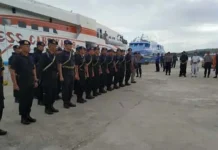 Polda Tambah 45 Personil Brimob di Lokasi Kerusuhan Buton Ratusan Polisi Diterjunkan Amankan Kerusuhan Dua Desa di Buton