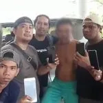 Pura-pura Salat, Pria di Kendari Curi 3 HP Jemaah Masjid Pura-pura Salat, Pria di Kendari Curi 3 HP Jemaah Masjid