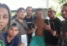 Pura-pura Salat, Pria di Kendari Curi 3 HP Jemaah Masjid Pura-pura Salat, Pria di Kendari Curi 3 HP Jemaah Masjid