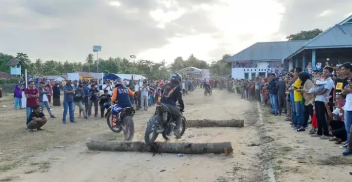 trailadvneture Ribuan Masyarakat Antusias Menyaksikan One Day Trail Adventure di Mubar