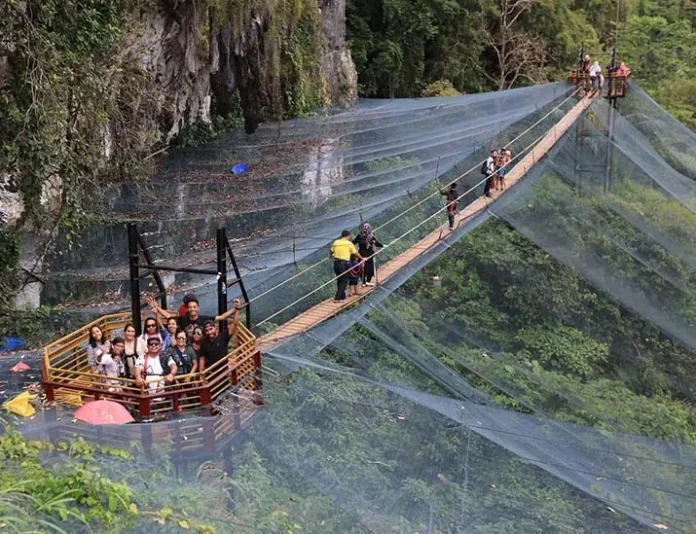 6 Tempat Wisata Paling Keren di Makassar, Cantiknya Bikin Betah