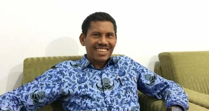 Dekan FISIP UHO La Tarifu