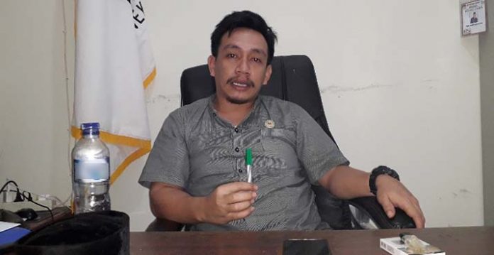 ketua KPU Konkep, Iskandar