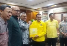 Golkar Partai Pertama yang Serahkan LKHPN Caleg DPR Terpilih Golkar Partai Pertama yang Serahkan LKHPN Caleg DPR Terpilih